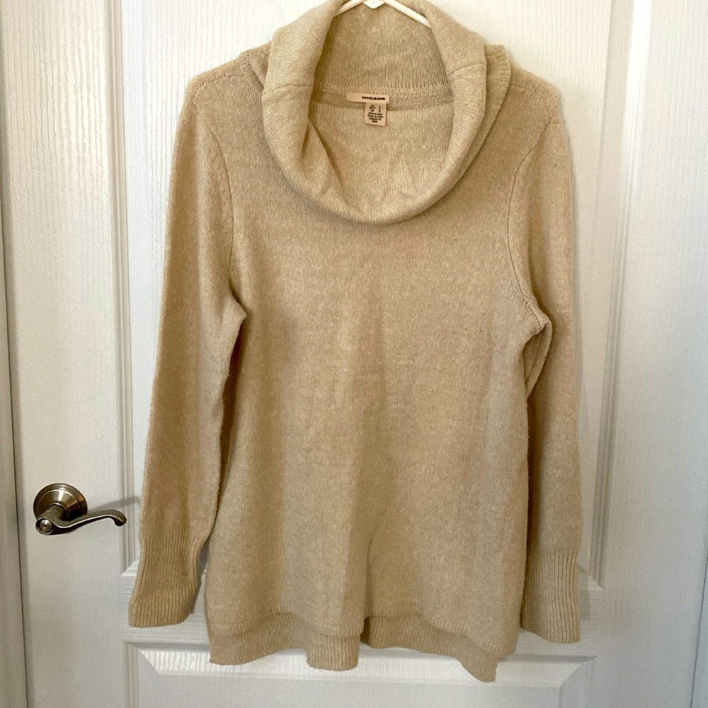 Dkny hi lo turtle neck.